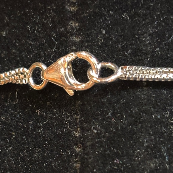 Triple Strand 925 Sterling Silver and Pearl Necklace.16, 17, and 18 inches long - Picture 6 of 7